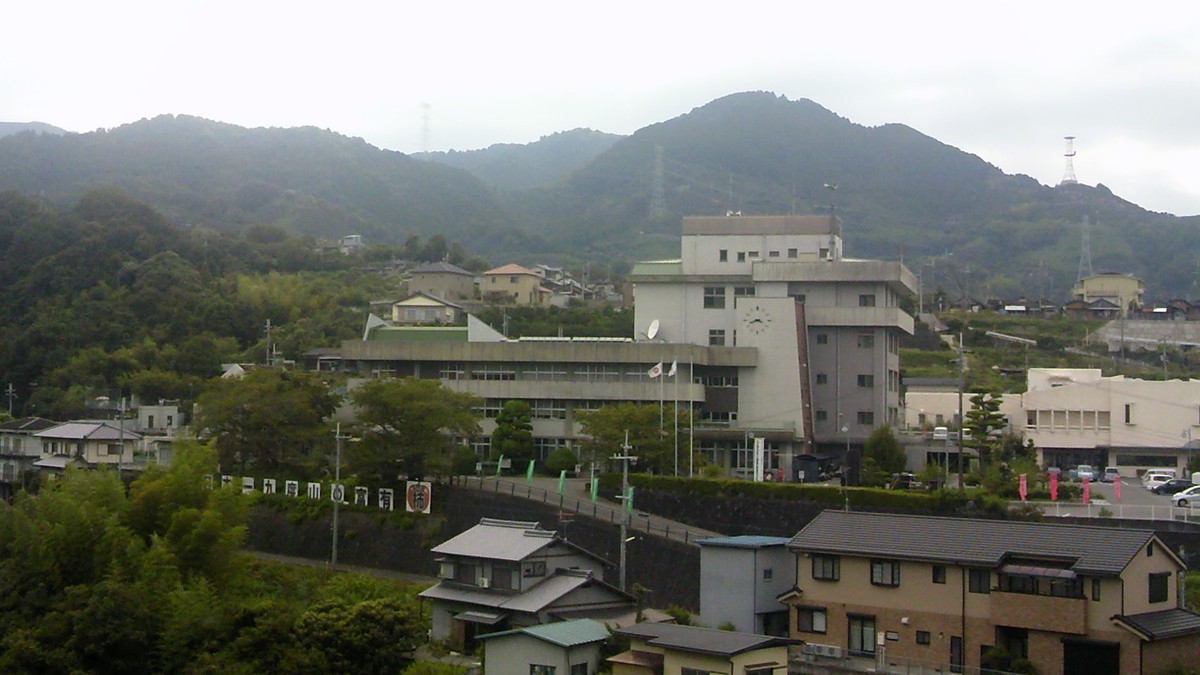和歌山県九度山町の粗大ごみ|220円シール・収集・持ち込み