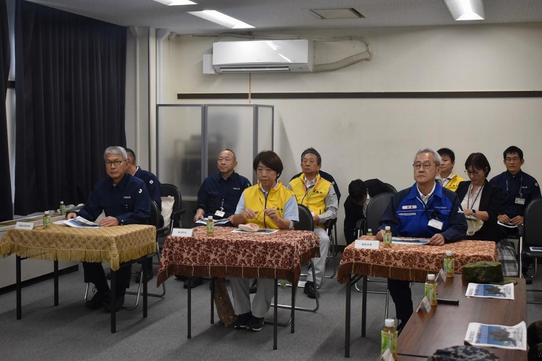 美浜町で燃えるごみ・燃える大型ごみ・小型プラスチックごみなどを分けるイメージ